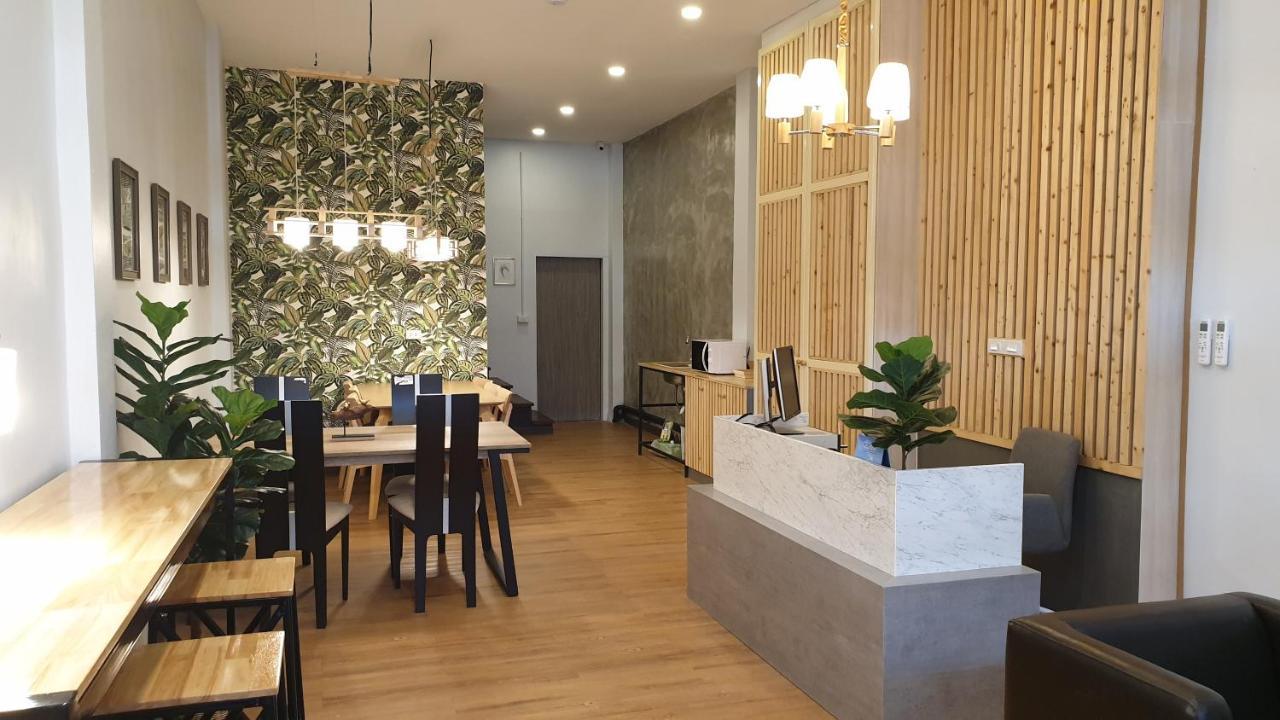 Nature Village Hostel Банкок Екстериор снимка
