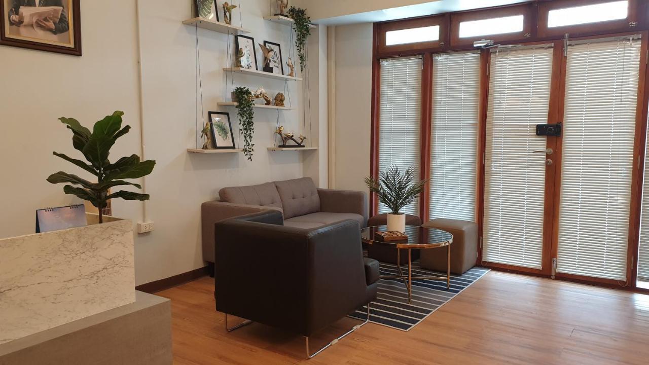 Nature Village Hostel Банкок Екстериор снимка