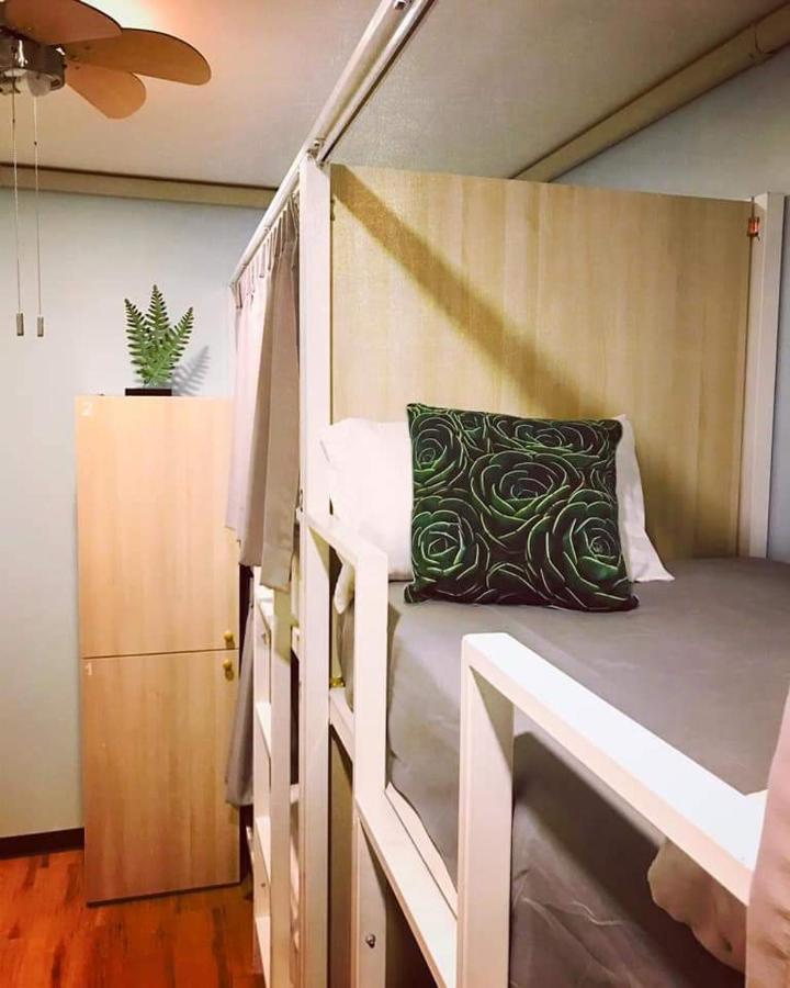 Nature Village Hostel Банкок Екстериор снимка